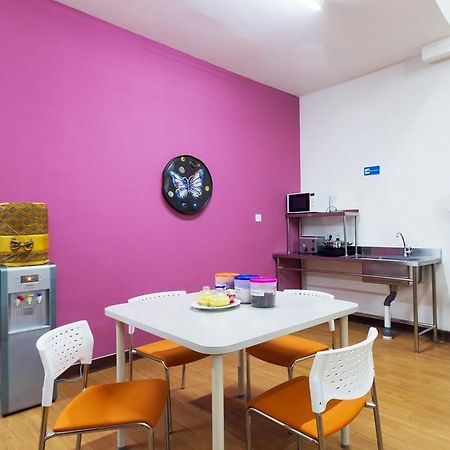 Cx Hostel Kuta Raya Eksteriør bilde