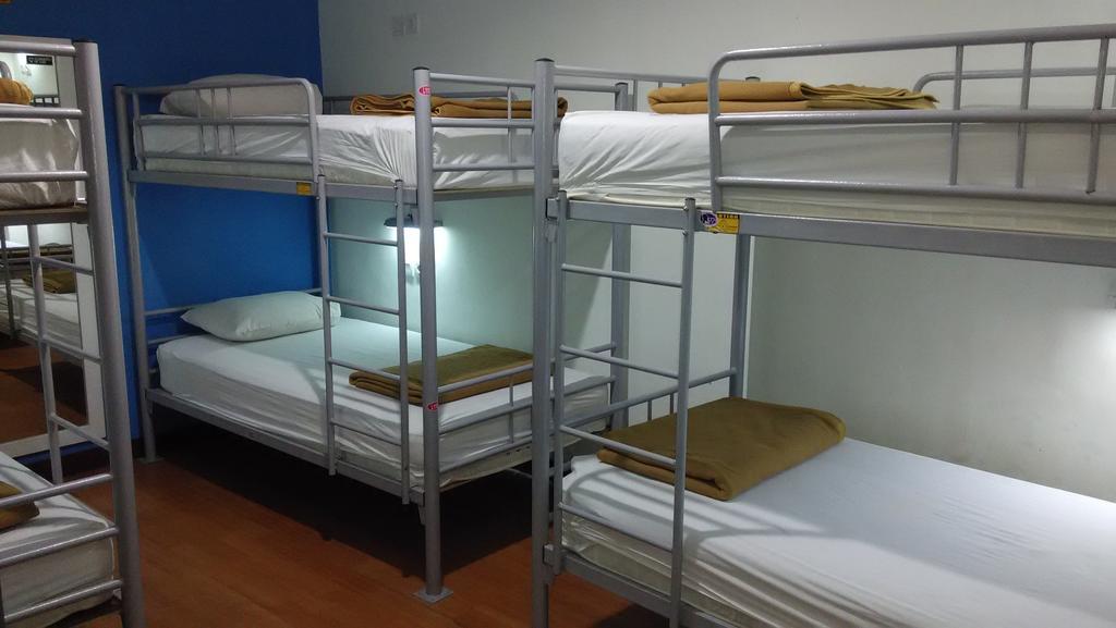 Cx Hostel Kuta Raya Eksteriør bilde