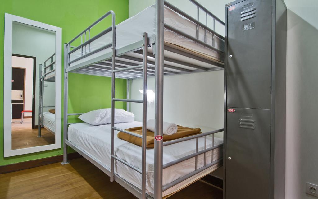 Cx Hostel Kuta Raya Eksteriør bilde