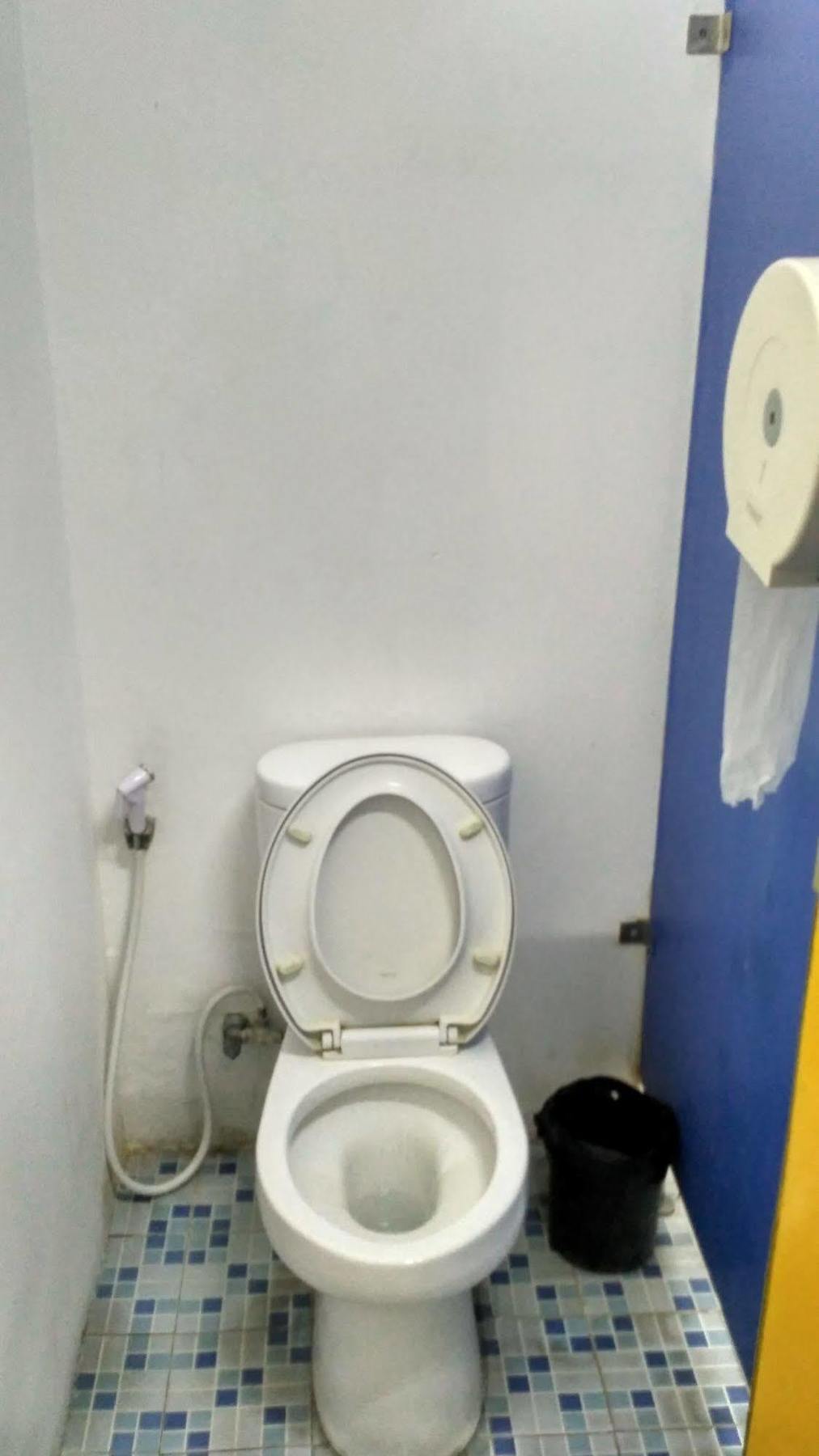 Cx Hostel Kuta Raya Eksteriør bilde
